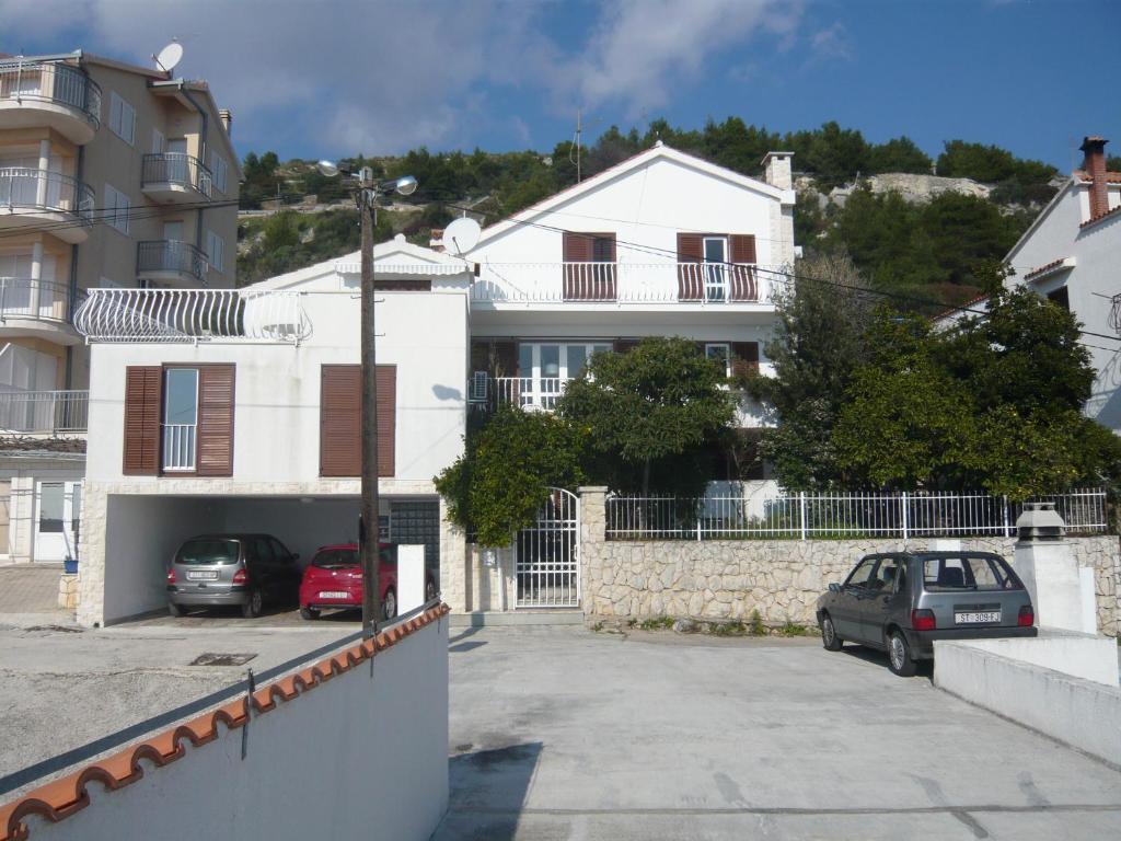 G&B Apartments تروغير المظهر الخارجي الصورة